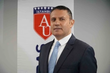 Ceza Hukuk&ccedil;usu Prof. Dr. Hasan Sınar: &ldquo;Sokaktaki şiddeti &ouml;nlemek i&ccedil;in, bireysel silahlanmanın &ouml;n&uuml;ne ge&ccedil;ilmeli&rdquo;
