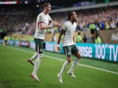 Chelsea yarı finalde