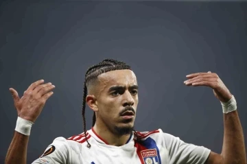 Chelsea&rsquo;ye imza atan Malo Gusto Olympique Lyon&rsquo;a kiralandı