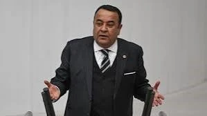 CHP Ankara Milletvekili Adnan Beker partisinden istifa etti