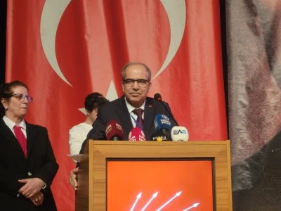 CHP Bursa Osmangazi İl&ccedil;e Başkanı Raşit G&uuml;rb&uuml;z g&uuml;ven tazeledi