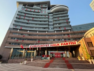 CHP'de MYK olağan&uuml;st&uuml; toplandı