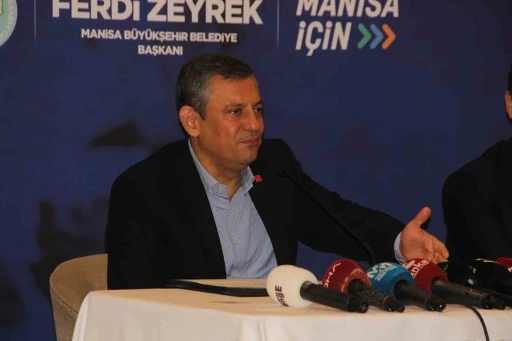 CHP Genel Başkanı &Ouml;zel&rsquo;den fezleke a&ccedil;ıklaması: "Vız gelir tırıs gider&rdquo;
