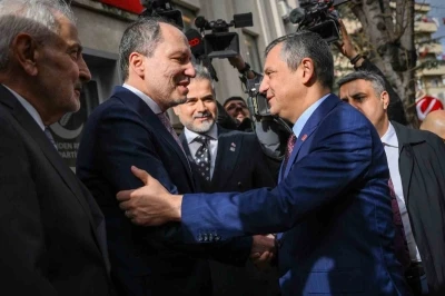 CHP Genel Başkanı &Ouml;zel&rsquo;den Yeniden Refah Partisi Genel Başkanı Erbakan&rsquo;a ziyaret