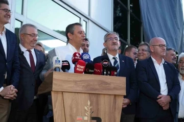 CHP Genel Başkanı &Ouml;zel: "Biz sadece bu halkın ger&ccedil;ek sorunlarına odaklanmak istiyoruz"
