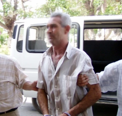 CHP Genel Başkanı &Ouml;zg&uuml;r &Ouml;zel&rsquo;e saldıran zanlının 20 yıl &ouml;nce kendi &ccedil;ocuklarını &ouml;ld&uuml;rd&uuml;ğ&uuml; ortaya &ccedil;ıktı
