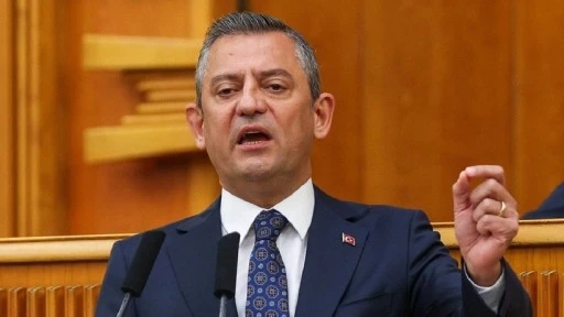 CHP Genel Başkanı &Ouml;zg&uuml;r &Ouml;zel iktidara asgari &uuml;cretten seslendi