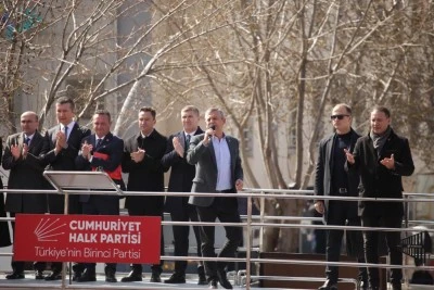 CHP Genel Başkanı &Ouml;zg&uuml;r &Ouml;zel: İran'ın kararını İran halkı verecektir