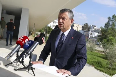 CHP Genel Başkanı &Ouml;zg&uuml;r &Ouml;zel, Kuzey Kıbrıs T&uuml;rk Cumhuriyeti'nde