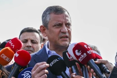&Ouml;zg&uuml;r &Ouml;zel: CHP, se&ccedil;imlere giremeyebilir