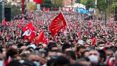 CHP Kurultay davası &ouml;ncesi Ankara'da miting d&uuml;zenliyor