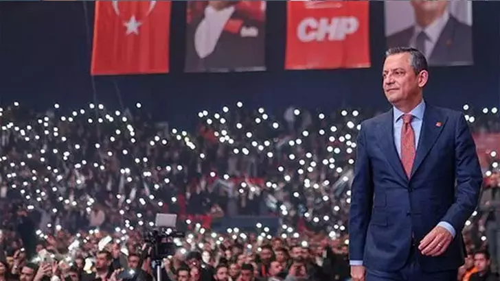 CHP kurultayının iptali davası ertelendi