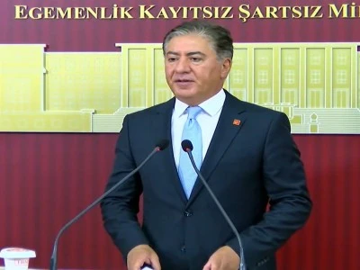 CHP'li Emir: &Ccedil;er&ccedil;eve yasanın geciktiği kanaatindeyiz