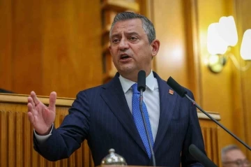 CHP lideri &Ouml;zel: "Bug&uuml;n en d&uuml;ş&uuml;k emekli maaşının artışını bekledik, beklentimiz asgari &uuml;cretti"
