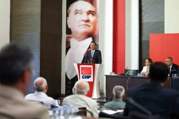 CHP lideri &Ouml;zel: "D&uuml;nyanın en gelişmiş &uuml;lkelerinde başarılarının altındaki temel fakt&ouml;r ulusal eğitim programlarının olması"
