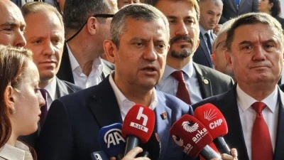 CHP Lideri &Ouml;zg&uuml;r &Ouml;zel: Mansur Yavaş'ı hedefe koymaya &ccedil;alışıyorlar