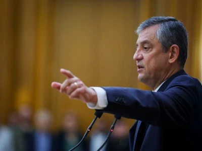 CHP Lideri &Ouml;zg&uuml;r &Ouml;zel: Sandık i&ccedil;in sonuna kadar m&uuml;cadele edeceğiz