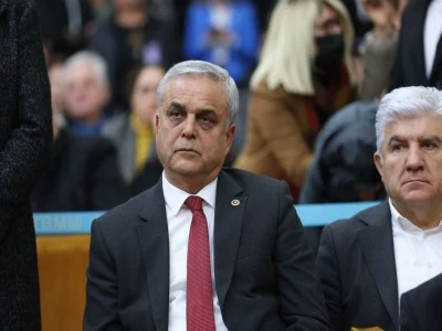 CHP Mersin Milletvekili &Ccedil;akır, partisinden istifa etti