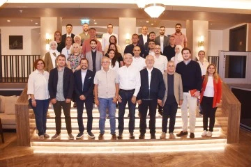 &Ccedil;ilek Mobilya'nın kurucuları ve y&ouml;neticileri Uludağ'da buluştu