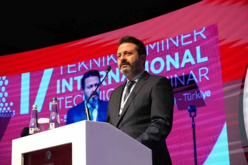 &Ccedil;imento satışı i&ccedil; piyasada artarken ihracatında d&uuml;ş&uuml;ş kaydedildi
