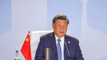 &Ccedil;in, ABD&rsquo;nin artan etkisine karşı Vietnam ile bağlarını koruma arayışında