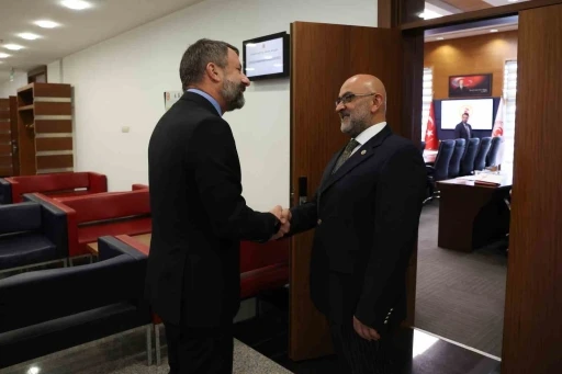 Cıngı; &Ccedil;ekya B&uuml;y&uuml;kel&ccedil;isi Petr Stepanek&rsquo;i mecliste ağırladı
