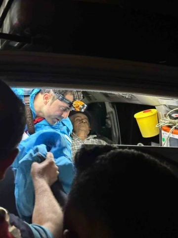 &Ccedil;iriş otu toplarken kaybolan yaşlı adam 15 saat sonra bulundu
