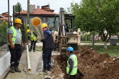 &Ccedil;ıtlık Mahallesinin i&ccedil;me suyu hatları yenileniyor
