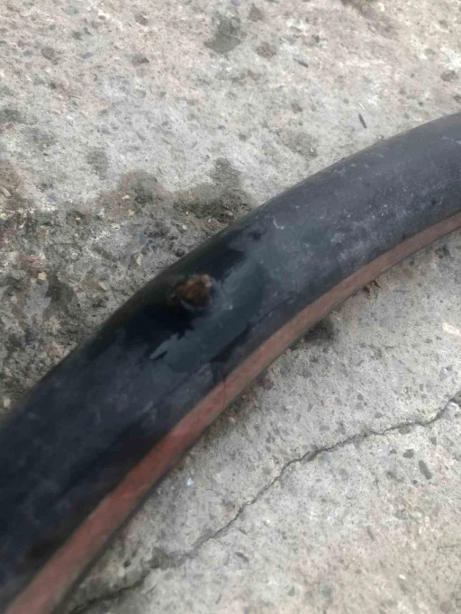 Cizre&rsquo;de evin bah&ccedil;esindeki hortuma yorgun mermi isabet etti
