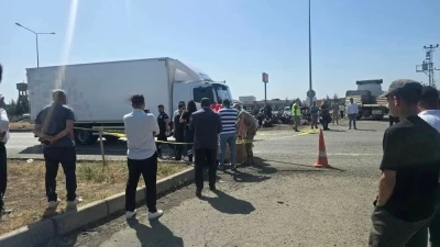 Cizre&rsquo;de kamyonetin &ccedil;arptığı &ouml;ğrenci hayatını kaybetti

