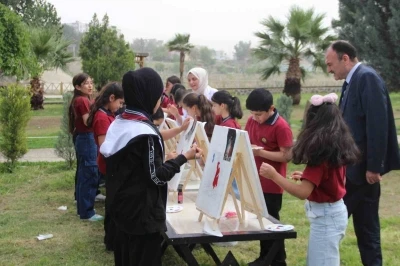 Cizre&rsquo;de "Okulumla Sosyalleşiyorum" projesiyle &ouml;ğrenciler a&ccedil;ık havada sanatla buluştu
