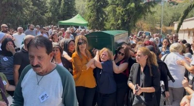 &Ccedil;ocuğunun g&ouml;zleri &ouml;n&uuml;nde &ouml;ld&uuml;r&uuml;len anne Mudanya'da toprağa verildi