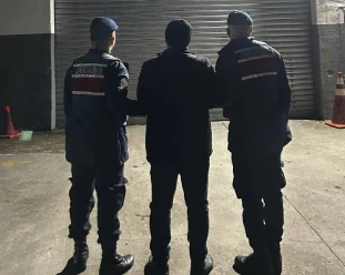 &Ccedil;ocuk istismarından aranan şahıs yakalanarak cezaevine g&ouml;nderildi