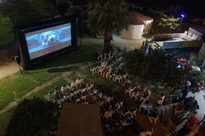 &Ccedil;ocuklara yazlık sinema keyfi