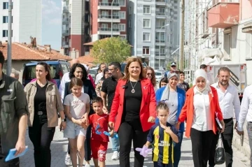 &Ccedil;ocukluğunun ge&ccedil;tiği mahalleye belediye başkanı olarak gitti
