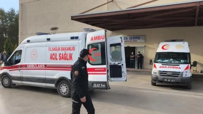 &Ccedil;ok sayıda fabrika iş&ccedil;isi zehirlendi