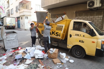 &Ccedil;&ouml;p Taksiler, Mobilya Atıkları İ&ccedil;in N&ouml;bette