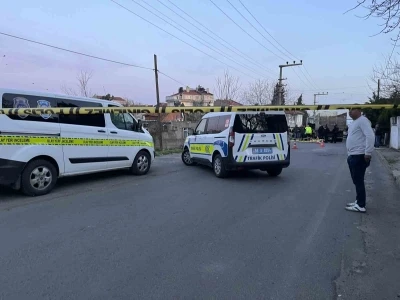 &Ccedil;&ouml;p toplayan kadın kamyonun altında can verdi