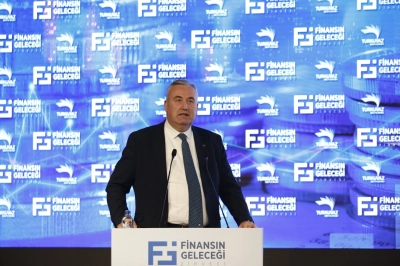 Corendon Airlines Havacılık Sekt&ouml;r&uuml;n&uuml;n Finansal Dinamiklerini Değerlendirdi