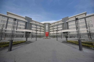 &Ccedil;orum Belediyesi 3,7 milyon TL kırtasiye yardımı yaptı
