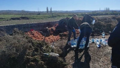 &Ccedil;orum'da 180 litre ka&ccedil;ak alkol imha edildi