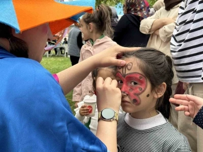 &Ccedil;orum&rsquo;da Hıdırellez coşkusu Bosna Parkı&rsquo;nı şenlendirdi
