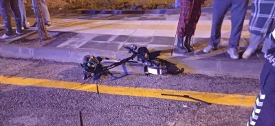 &Ccedil;orum&rsquo;da otomobil ile elektrikli scooter &ccedil;arpıştı: 1 yaralı

