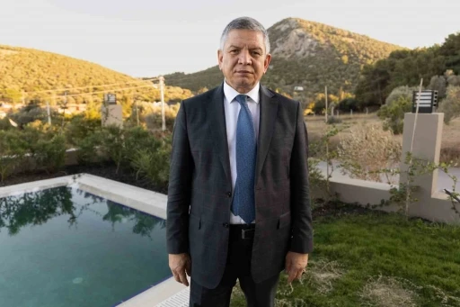 Coşkun Başbuğ: "FET&Ouml;, PKK gibi &ccedil;oklu bir yapıyla y&ouml;netilir"
