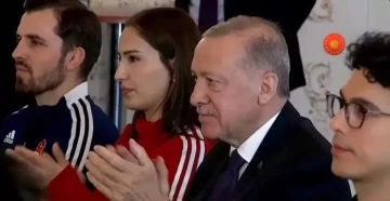 Cumhurbaşkanı Erdoğan: 19 Mayıs esarete karşı &ouml;zg&uuml;rl&uuml;ğ&uuml;n sembol&uuml;d&uuml;r