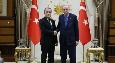 Cumhurbaşkanı Erdoğan, Azerbaycan Dışişleri Bakanı Bayramov ile bir araya geldi