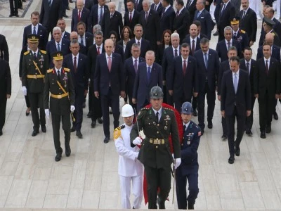 Cumhurbaşkanı Erdoğan: Aziz Atat&uuml;rk, B&uuml;y&uuml;k Zafer'in 104. yıl d&ouml;n&uuml;m&uuml;n&uuml; bir kez daha gururla kutluyoruz