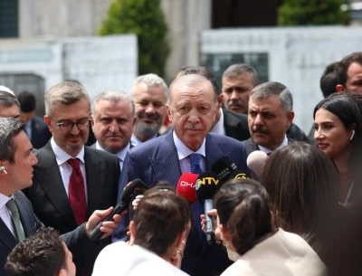 Cumhurbaşkanı Erdoğan, cuma namazını Ayasofya Camii'nde kıldı, Kur'an-ı Kerim okudu