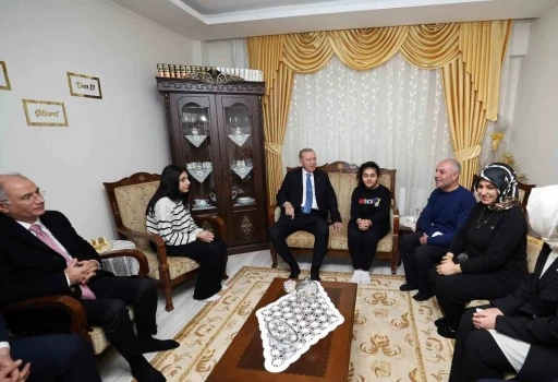 Cumhurbaşkanı Erdoğan&rsquo;dan Malatya&rsquo;da Uludağ ailesine ziyaret

