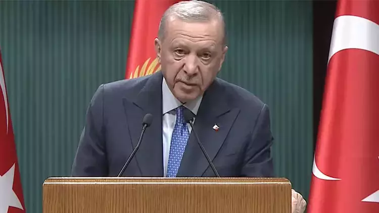 Cumhurbaşkanı Erdoğan'dan &ouml;nemli a&ccedil;ıklamalar 